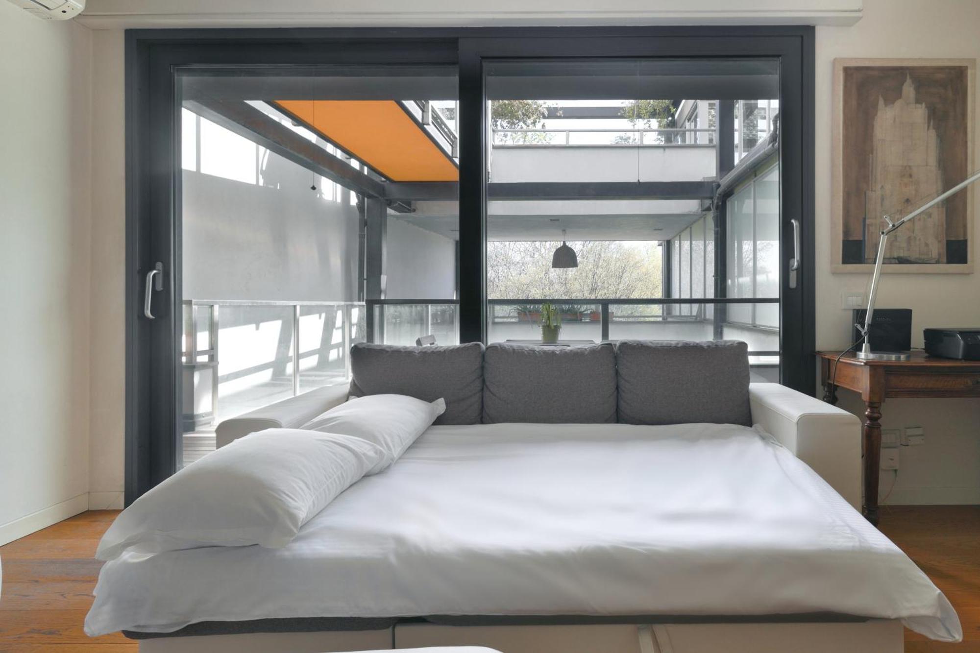 Апартаменты Joivy Delightful Family Flat With Terrace Милан Экстерьер фото